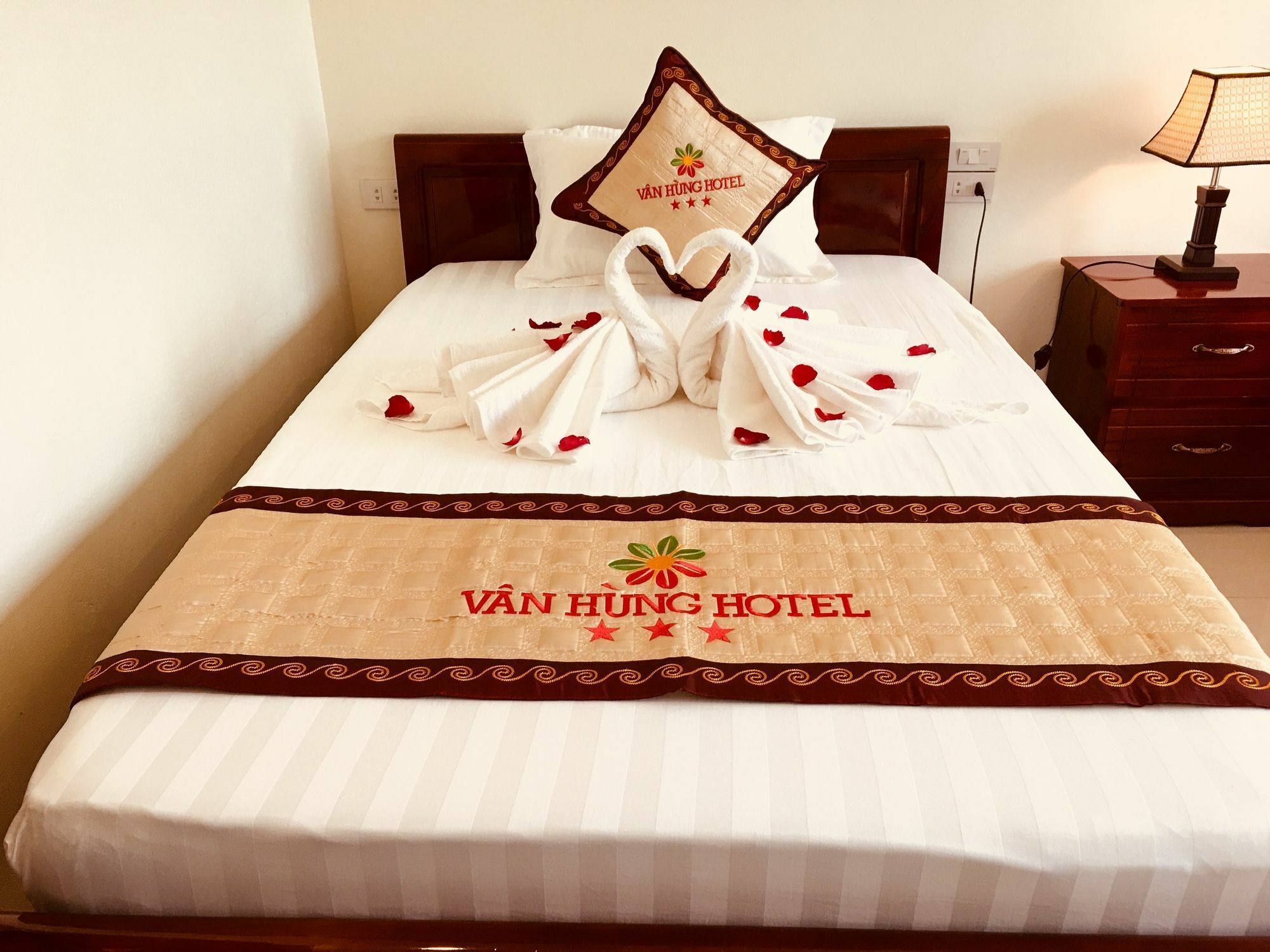 Sapa Van Hung Hotel Exterior photo