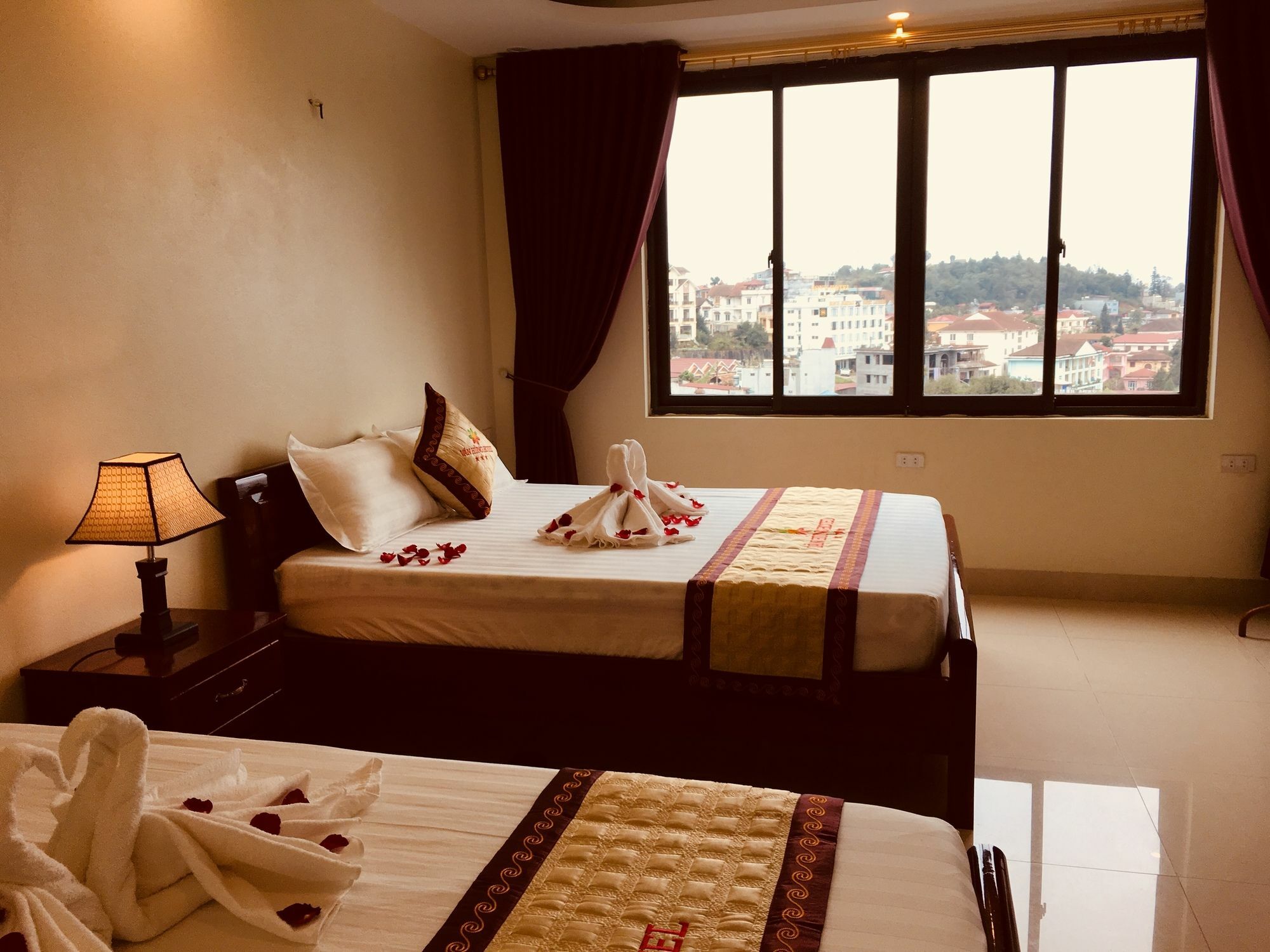 Sapa Van Hung Hotel Exterior photo
