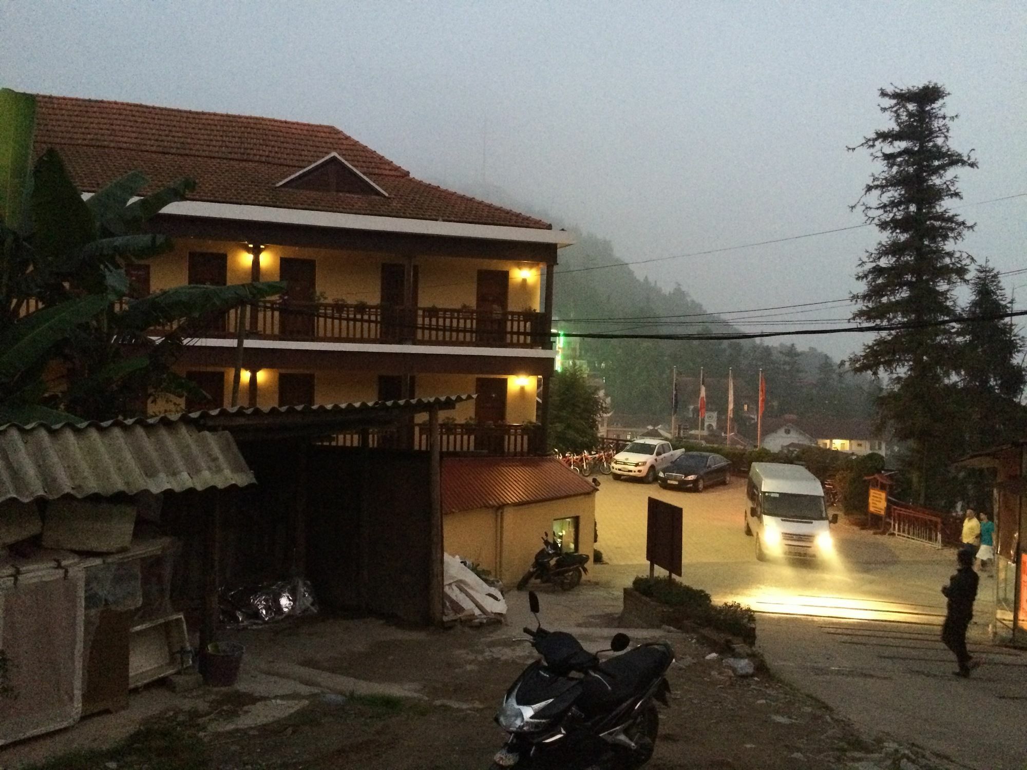 Sapa Van Hung Hotel Exterior photo