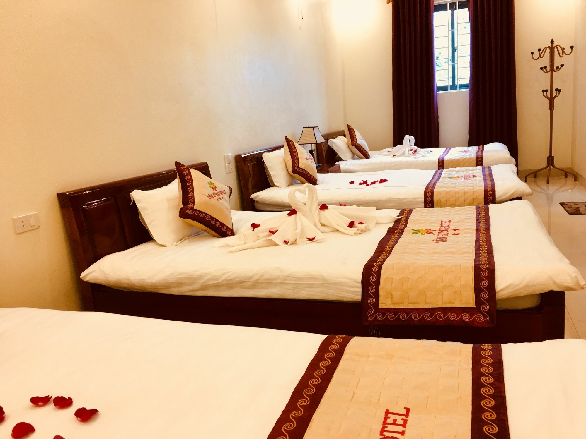 Sapa Van Hung Hotel Exterior photo