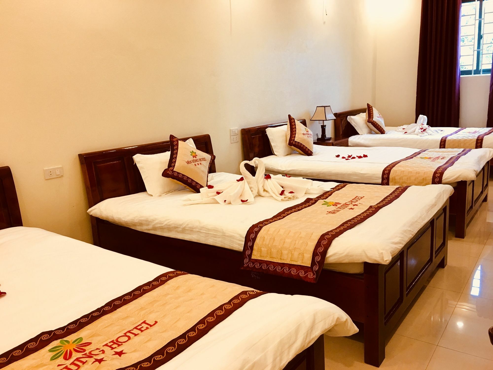Sapa Van Hung Hotel Exterior photo